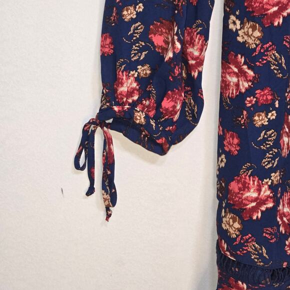 Lily White Women's Pullover Floral Dress. Size XS. - Picture 9 of 10